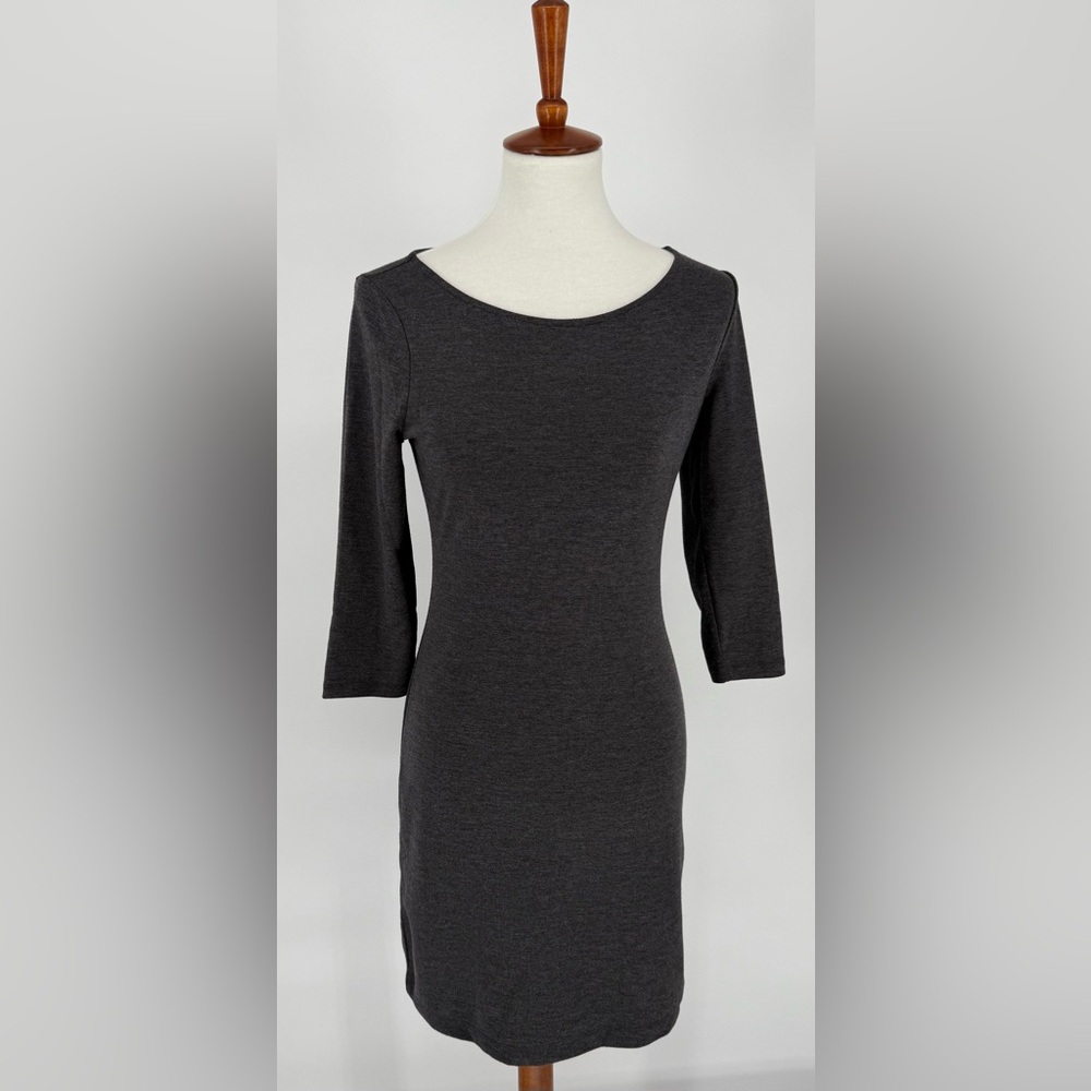 Old Navy Gray Scoop Neck Dress Button Sleeves Sz. XS